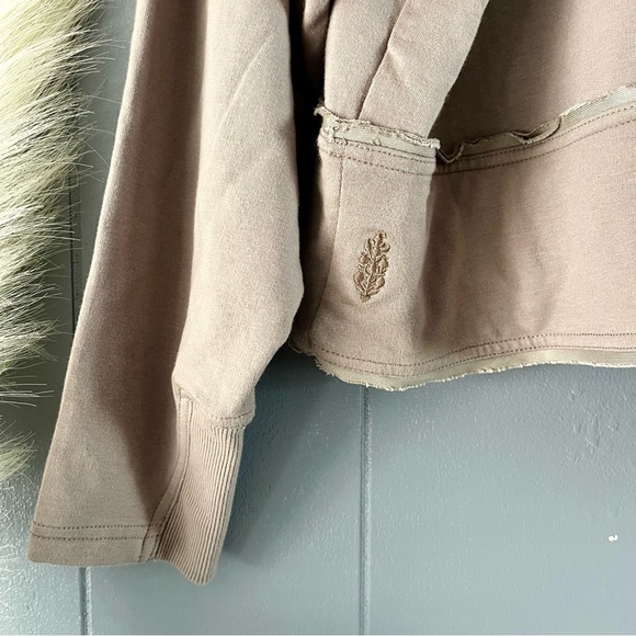 Free People Pullover Activewear Crewneck (SOLD ‼️) - Picture 4 of 4